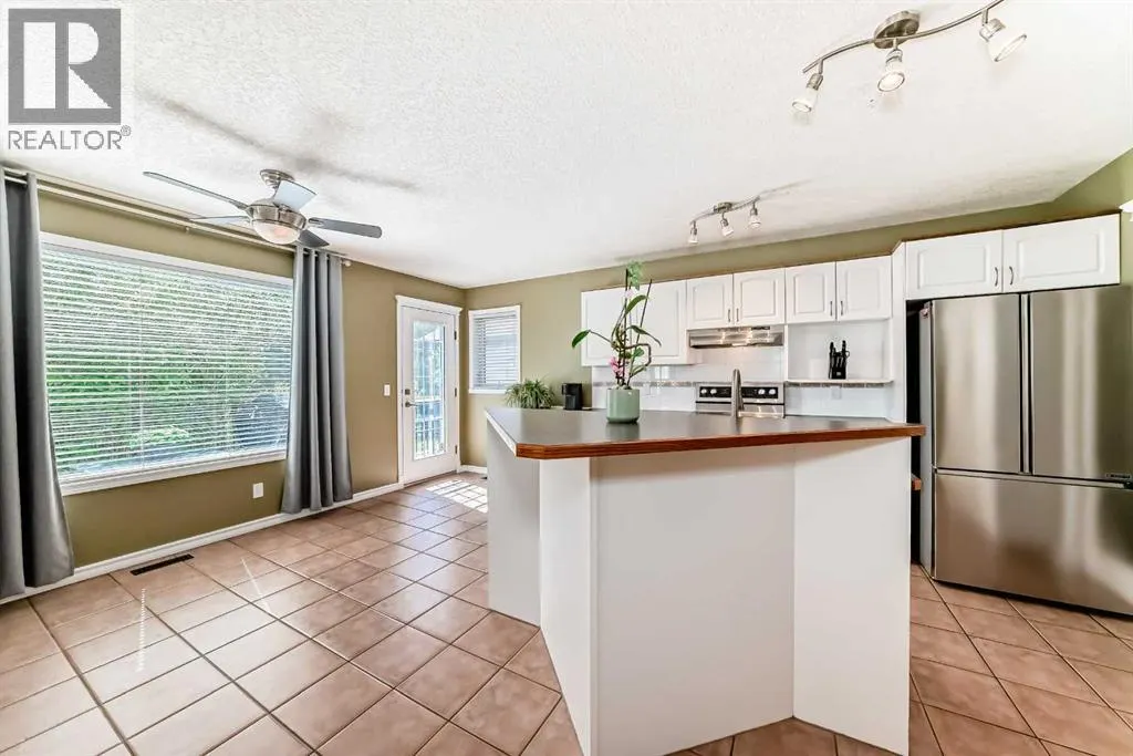 16 Cimarron Crescent