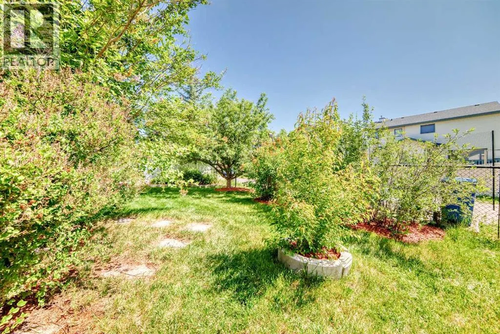 16 Cimarron Crescent