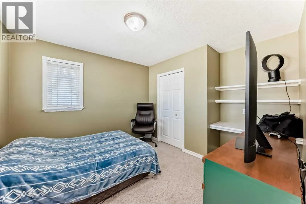 16 Cimarron Crescent