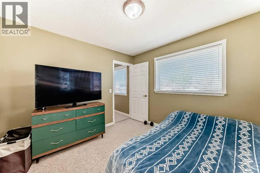16 Cimarron Crescent