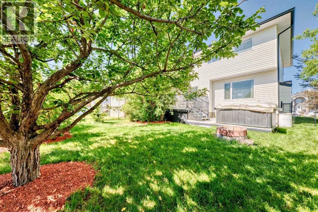 16 Cimarron Crescent