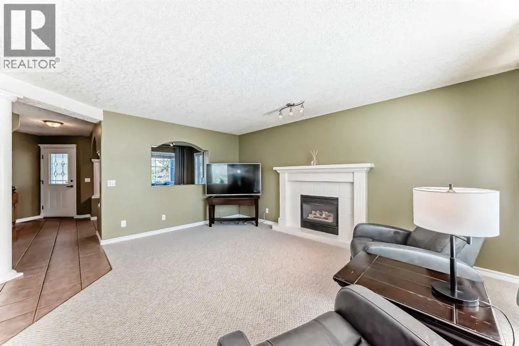 16 Cimarron Crescent