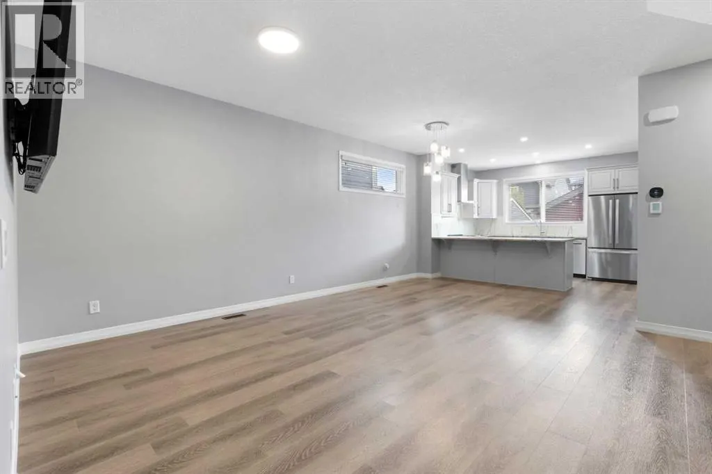 237 Masters Road SE