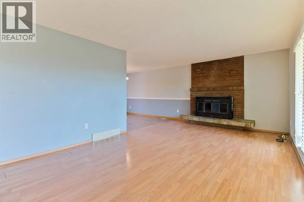 92 2nd Avenue  N