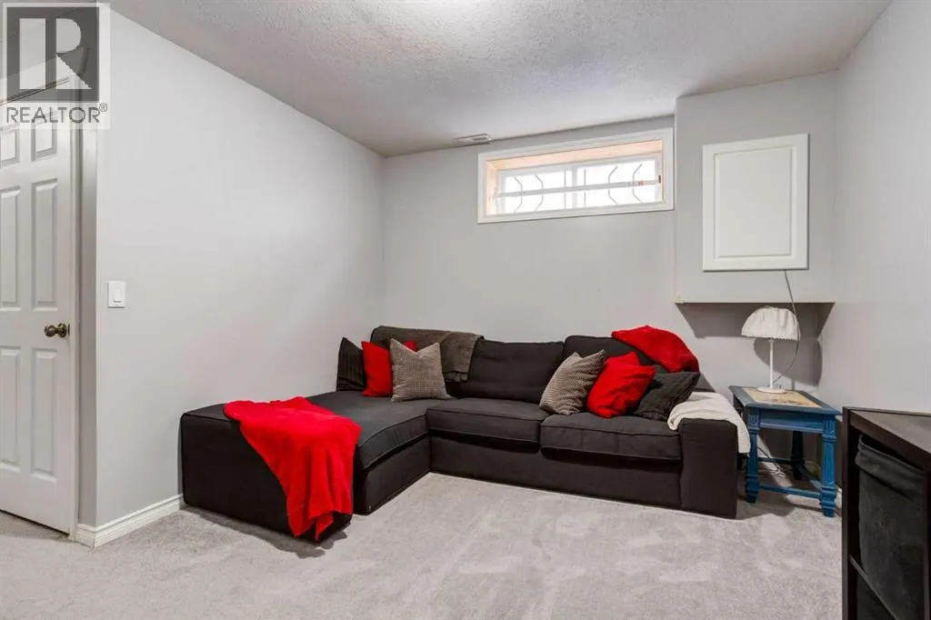 58 Cramond Close SE