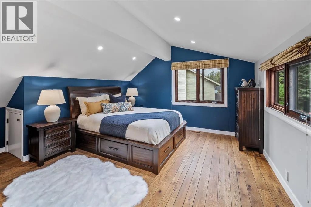 5 Woodside Lane