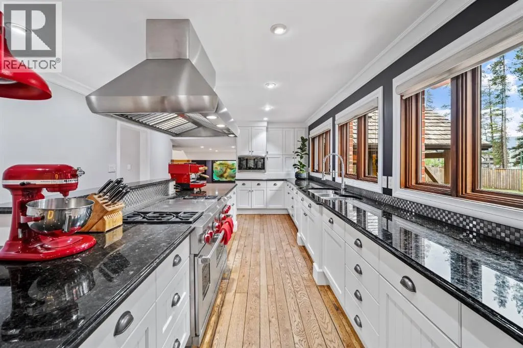 5 Woodside Lane