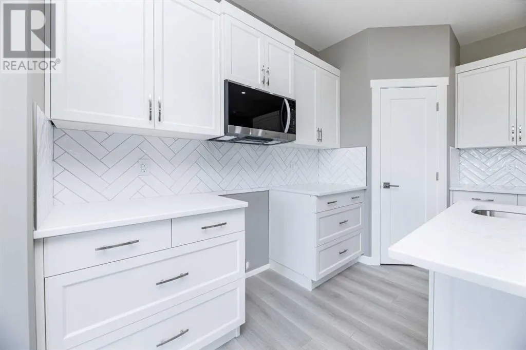 36 Emmett Crescent