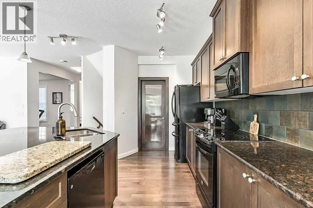 11 Westridge Rise