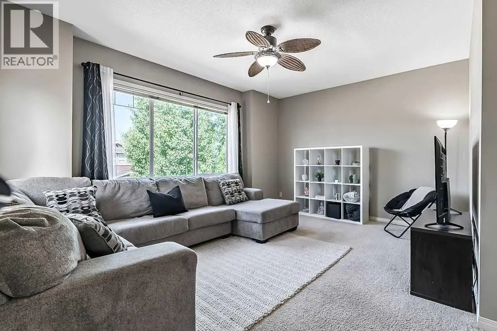 18 Auburn Bay Court SE