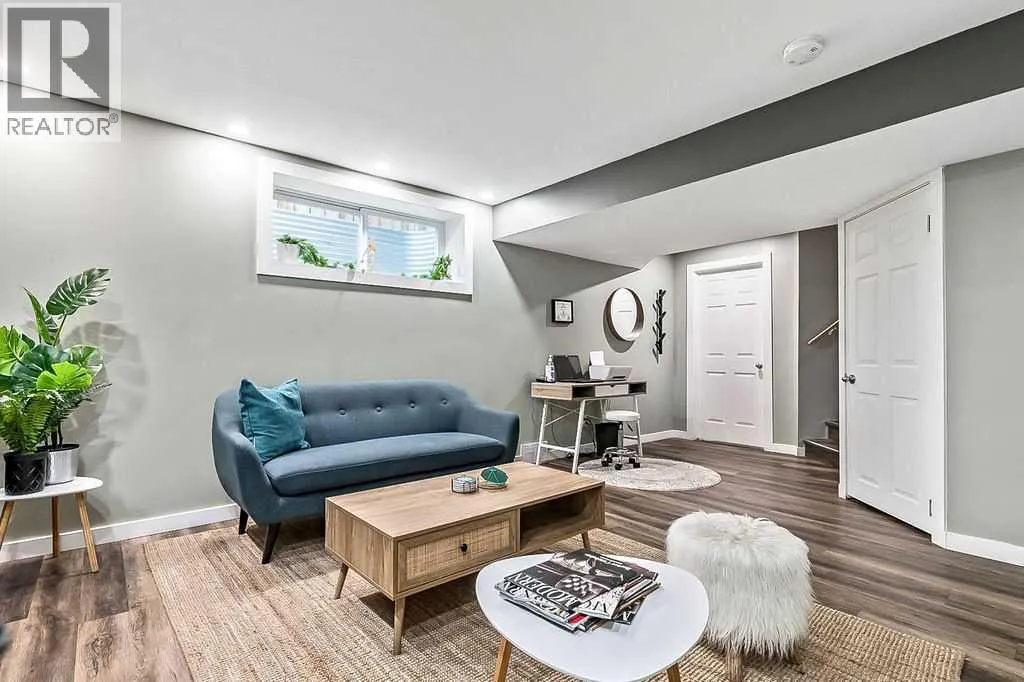 18 Auburn Bay Court SE