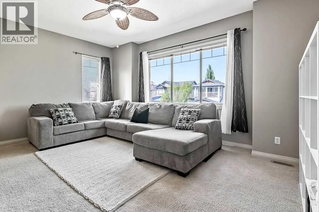 18 Auburn Bay Court SE