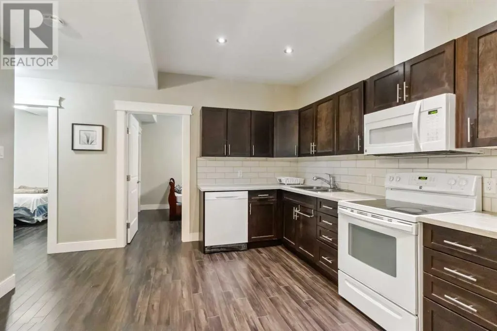 144 Huberman Way
