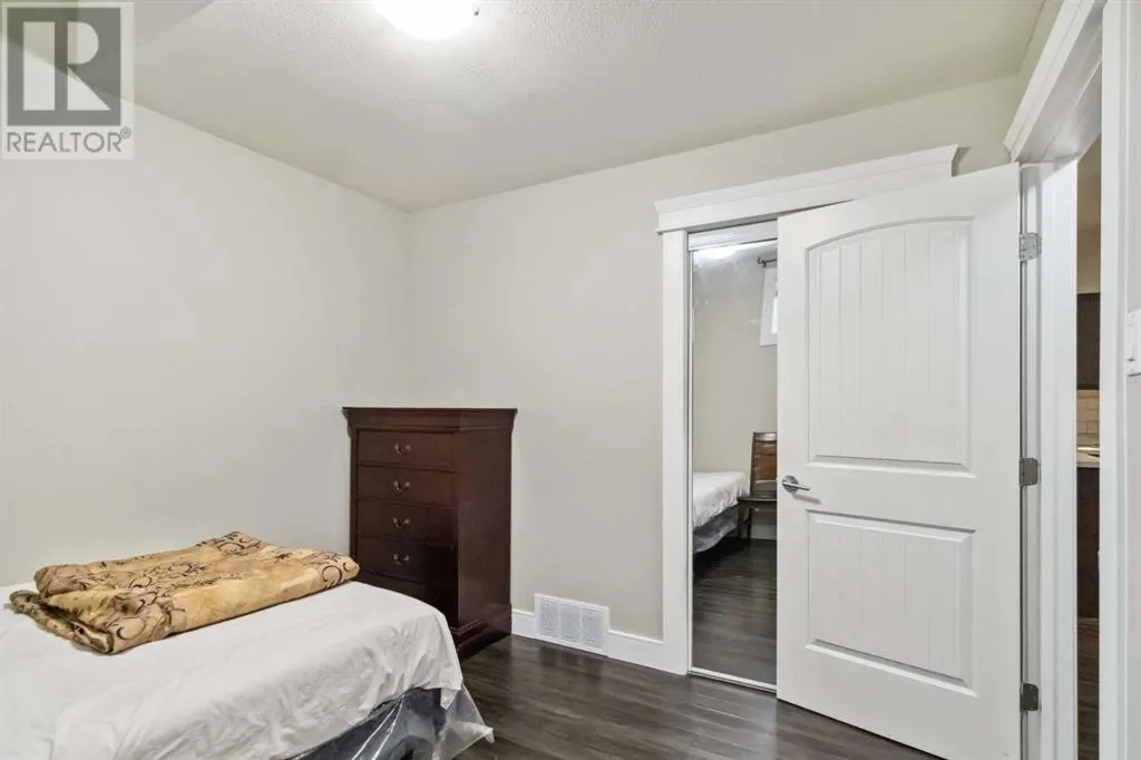 144 Huberman Way