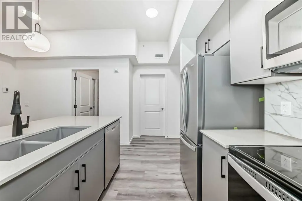 403, 140 Mahogany Street SE