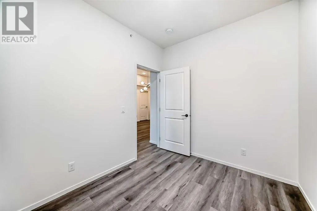 403, 140 Mahogany Street SE