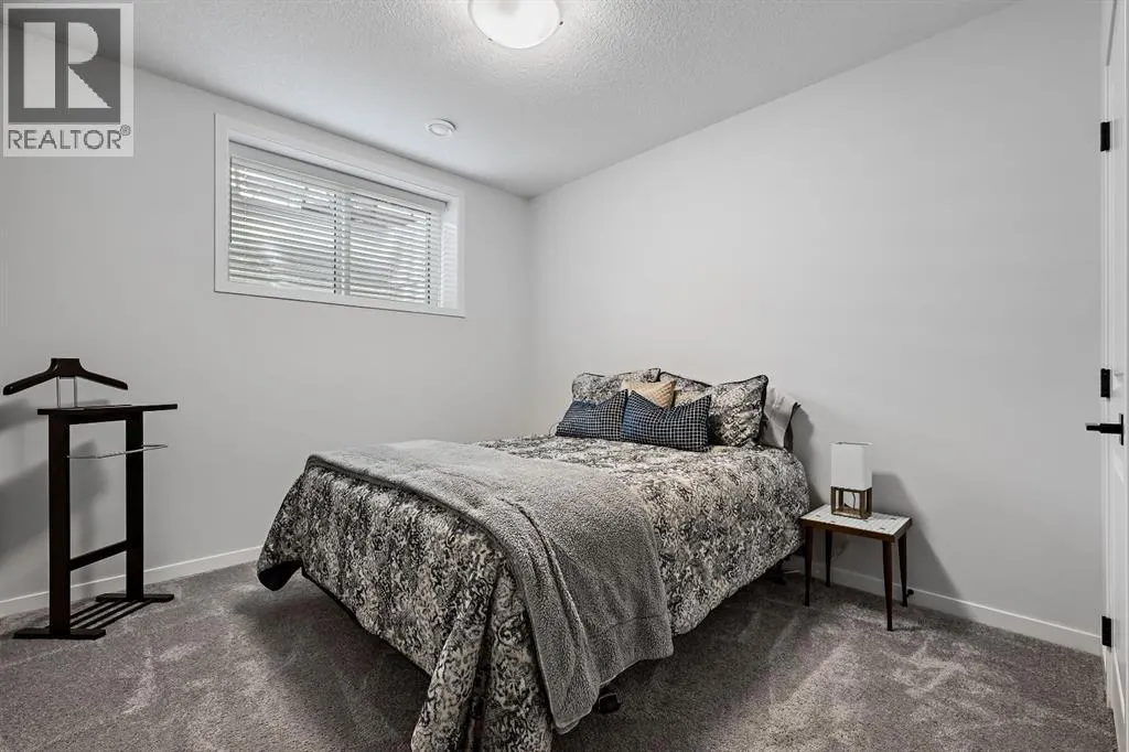27 Seton Parade SE
