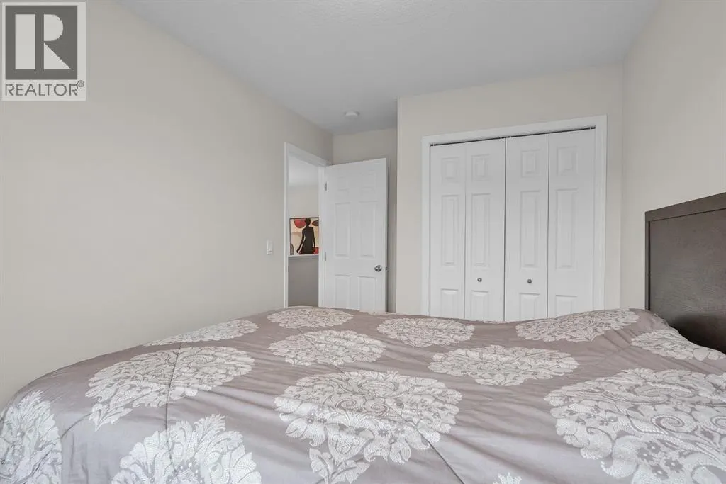 354 Magnolia Square SE