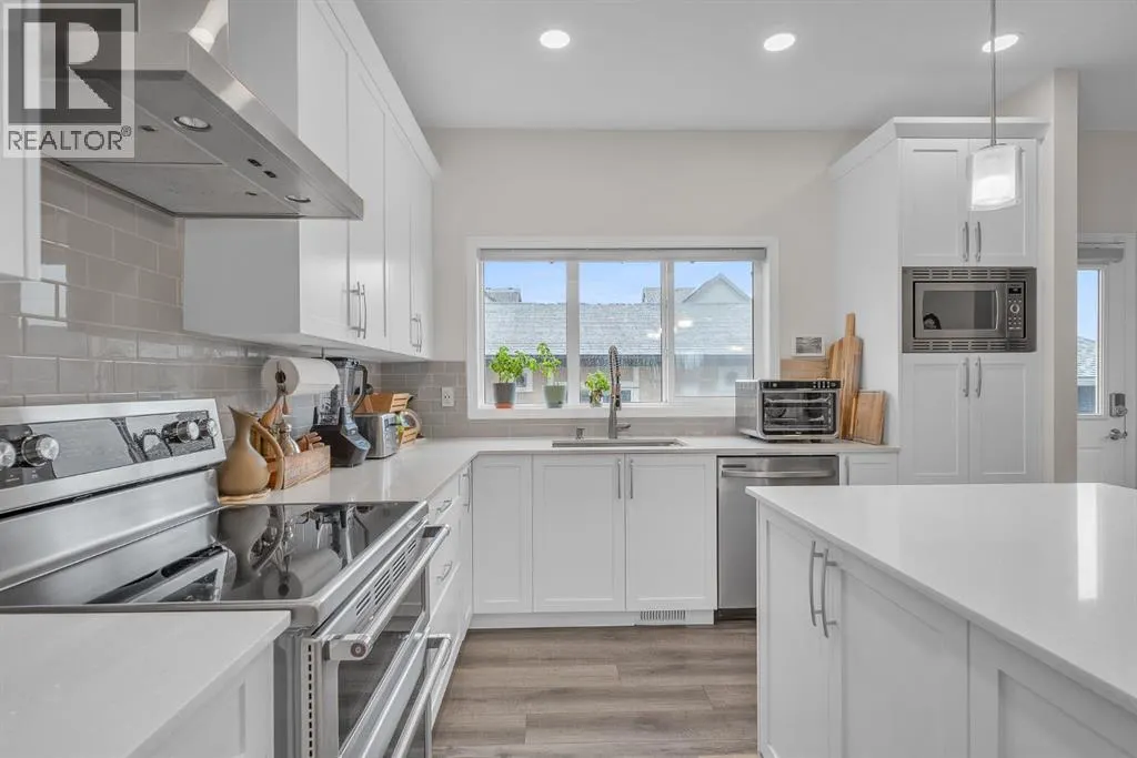 354 Magnolia Square SE
