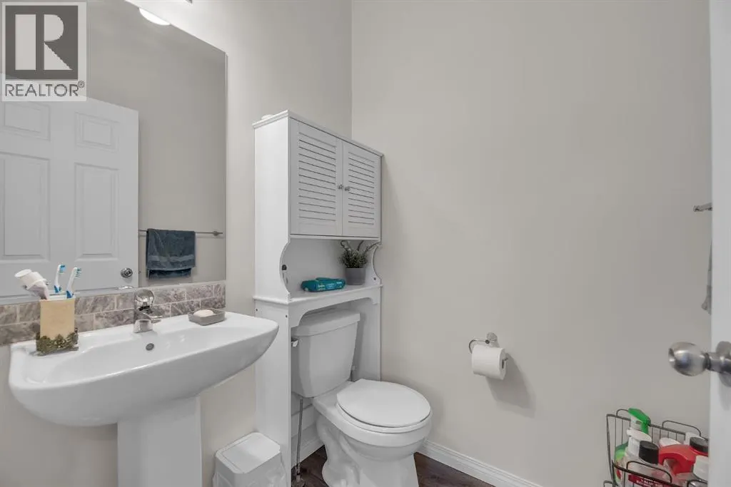 354 Magnolia Square SE