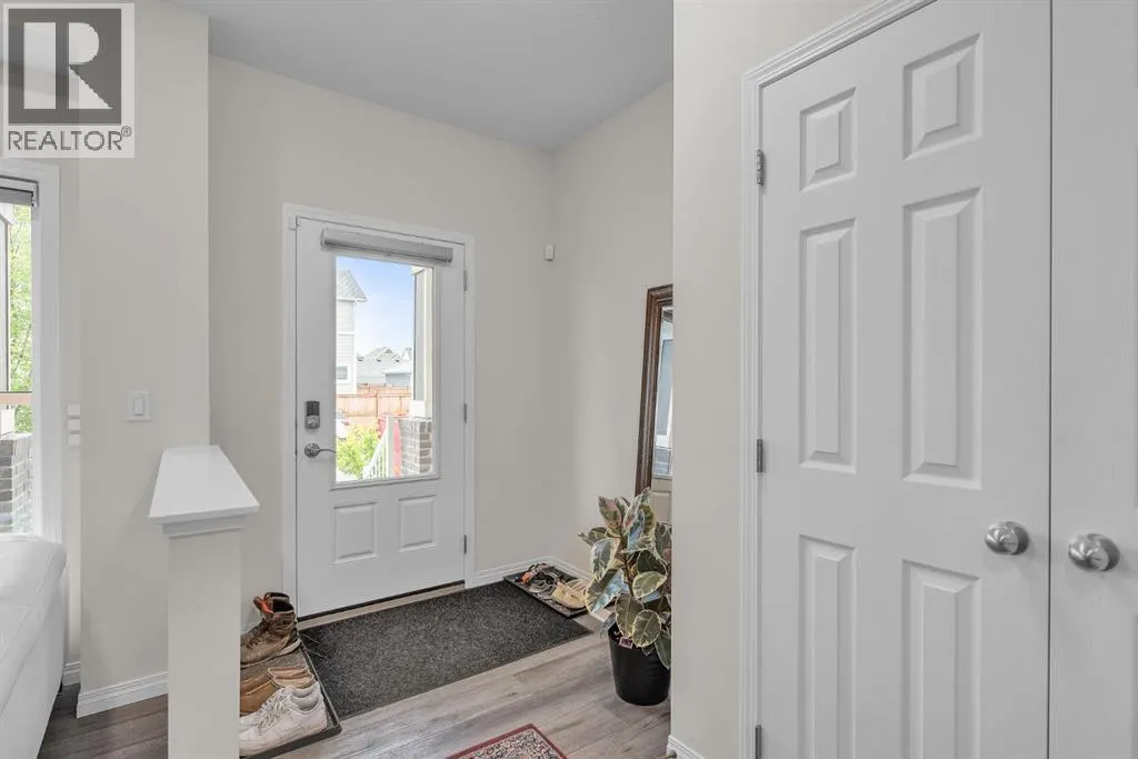 354 Magnolia Square SE