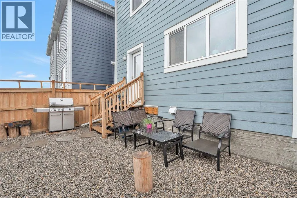 354 Magnolia Square SE