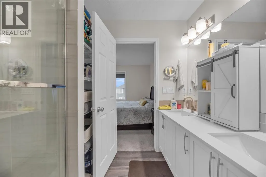 354 Magnolia Square SE