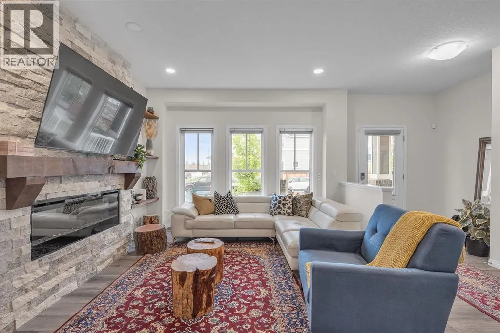 354 Magnolia Square SE