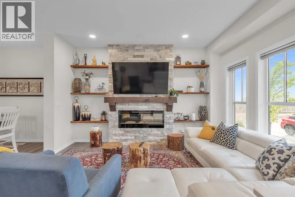 354 Magnolia Square SE