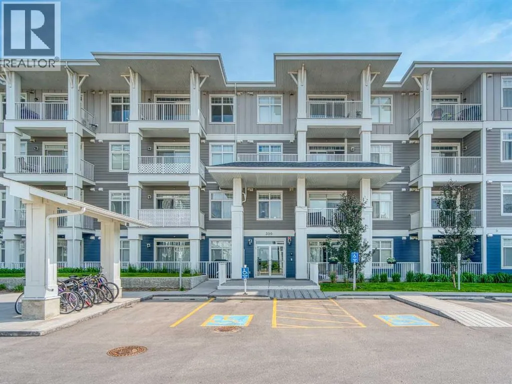 215, 300 Auburn Meadows Common SE