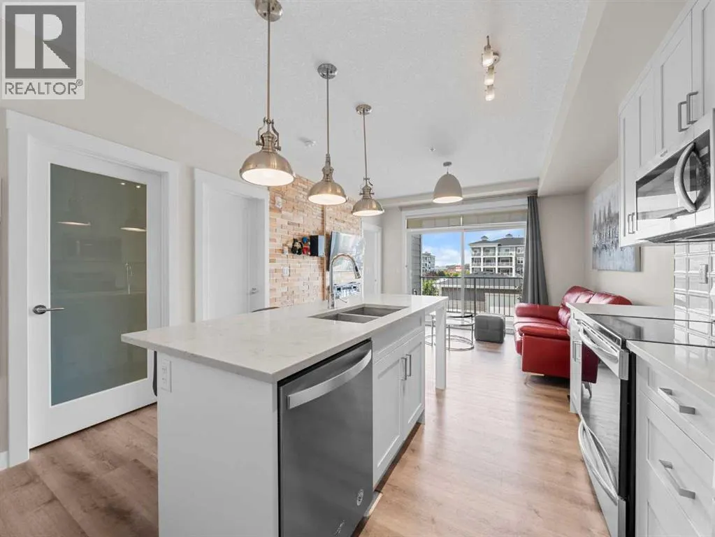 215, 300 Auburn Meadows Common SE