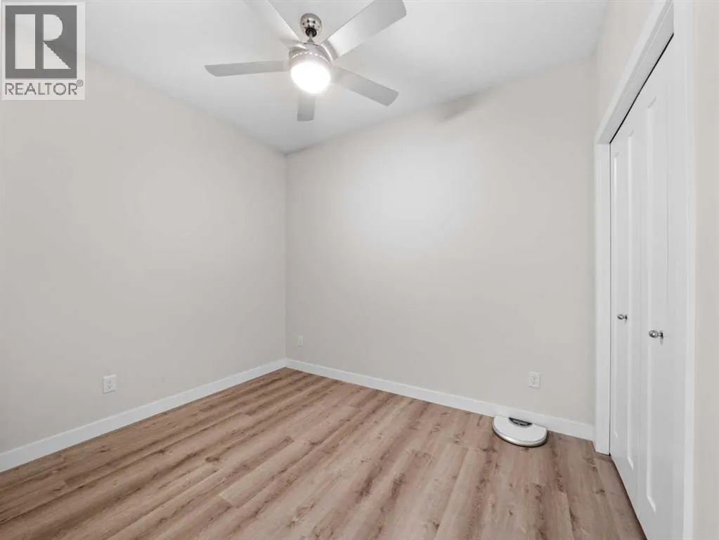 215, 300 Auburn Meadows Common SE