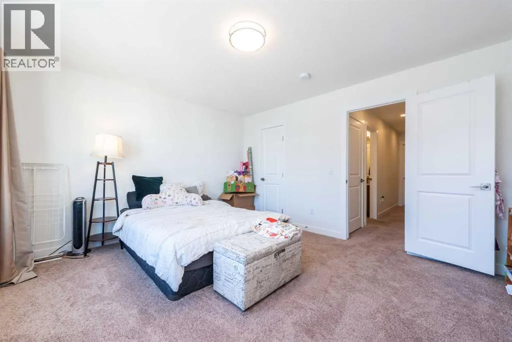 902, 33 Merganser Drive W