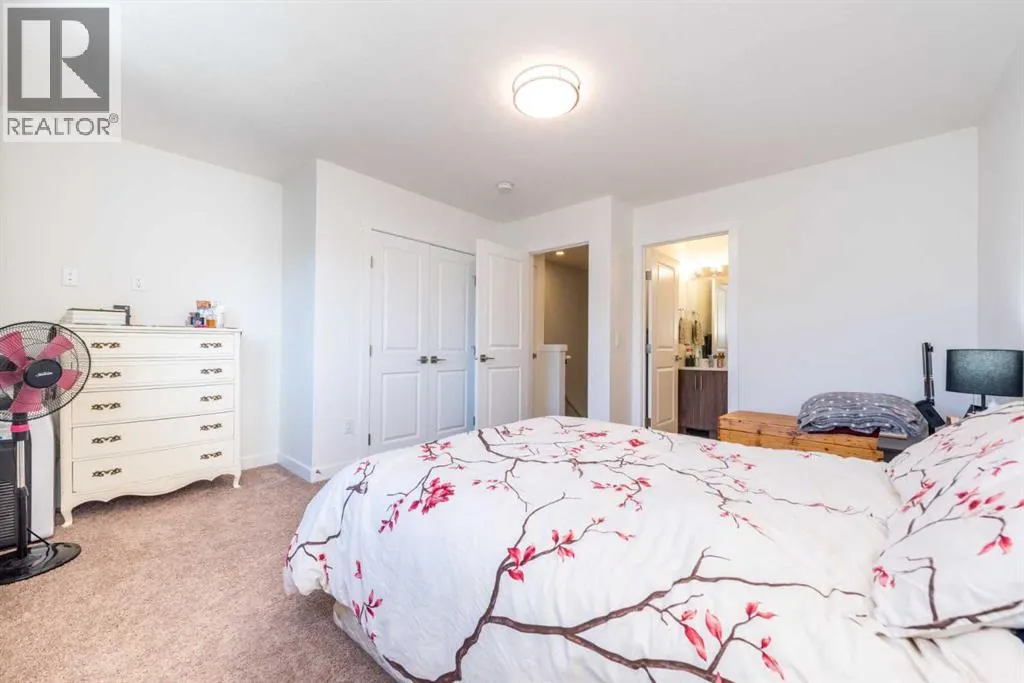 902, 33 Merganser Drive W