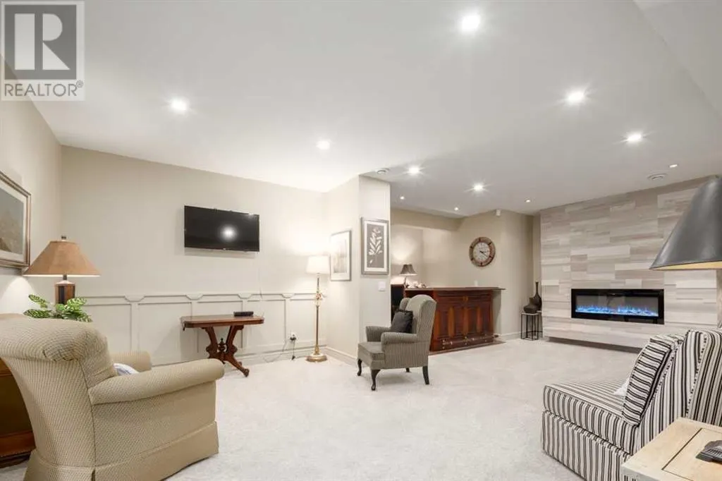 10 Spring Valley Place SW