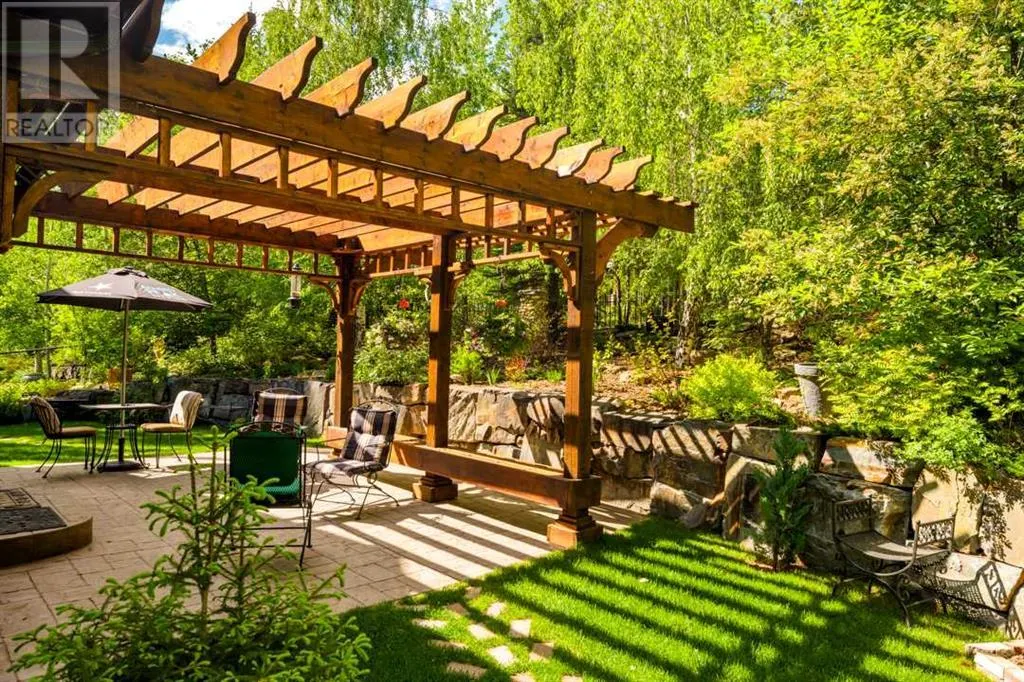 10 Spring Valley Place SW