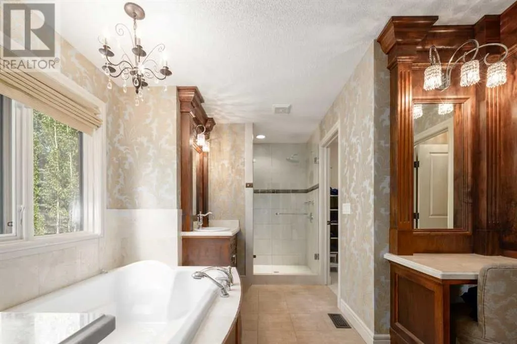 10 Spring Valley Place SW