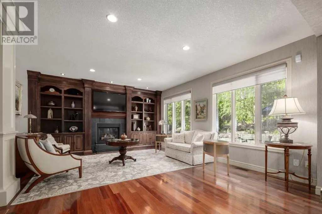 10 Spring Valley Place SW