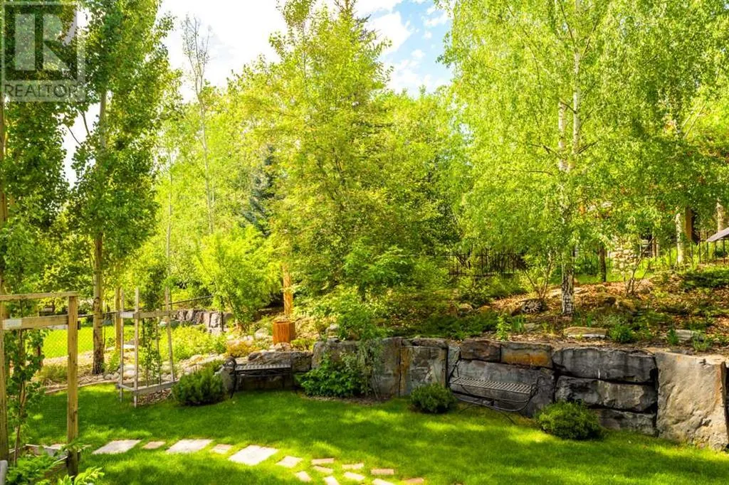 10 Spring Valley Place SW