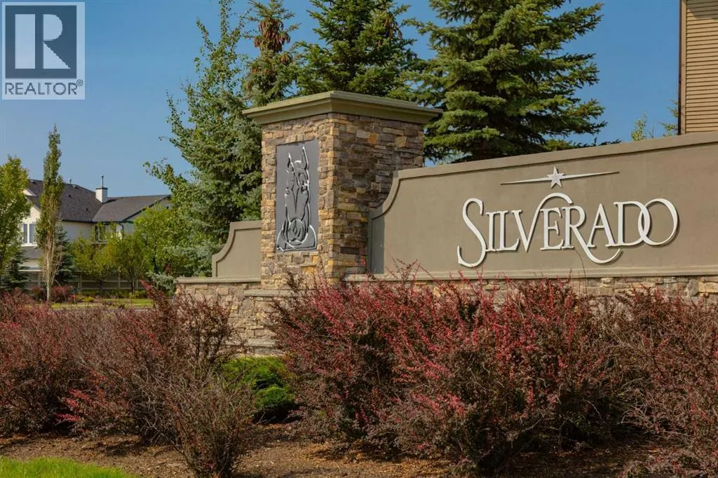 70 Silverado Skies Crescent SW