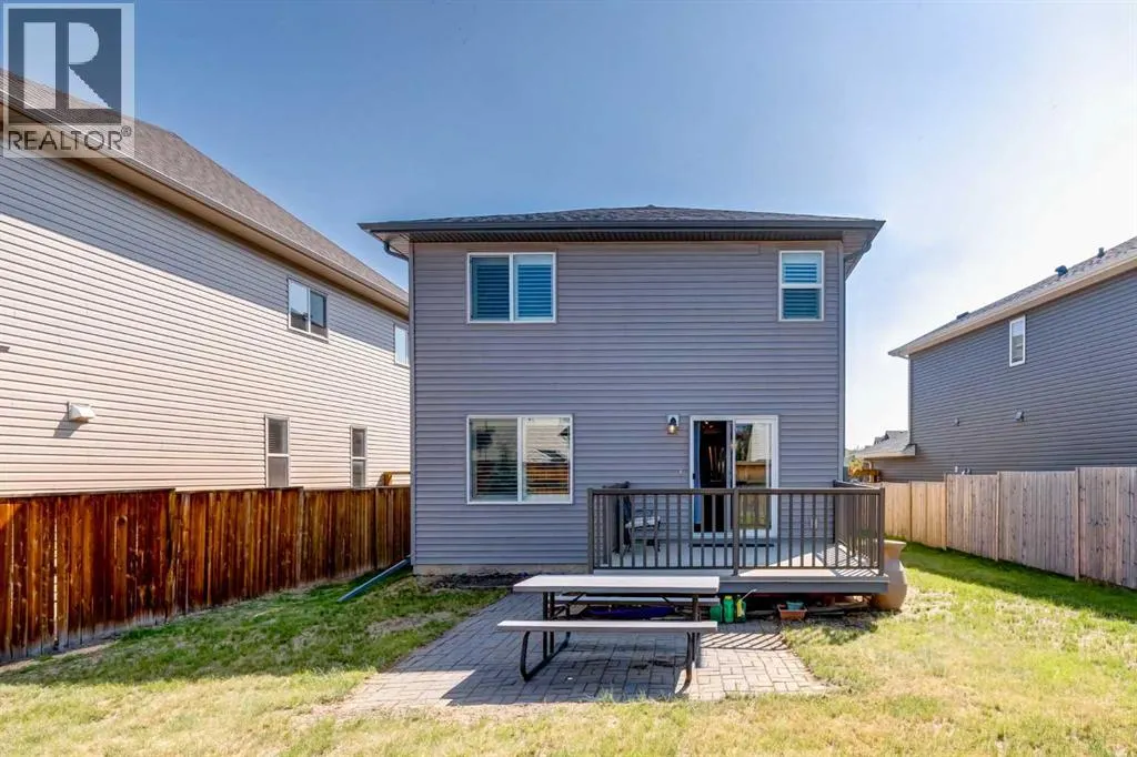 70 Silverado Skies Crescent SW