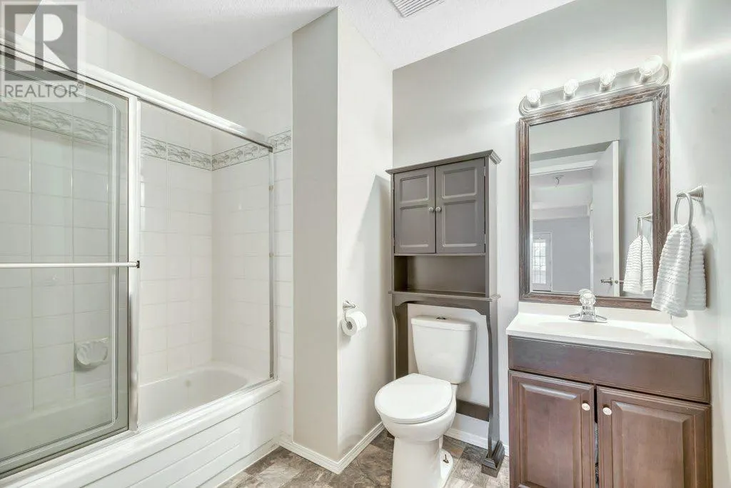517 Lakeside Greens Place