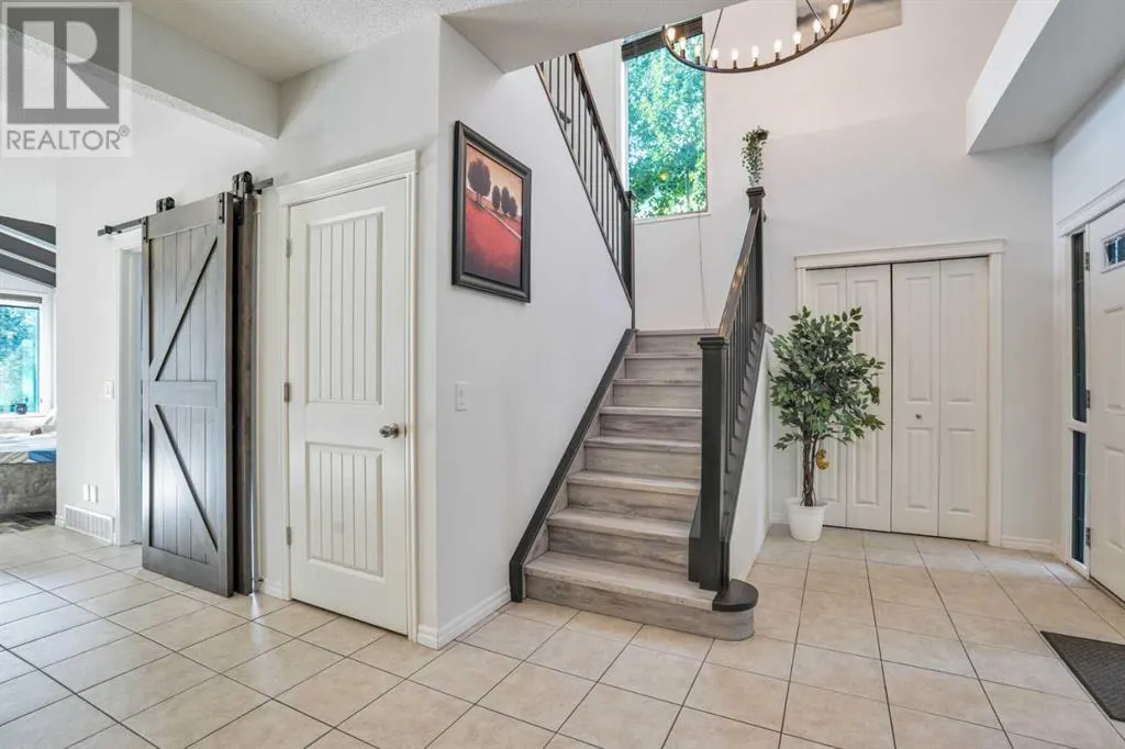 121 magenta Crescent