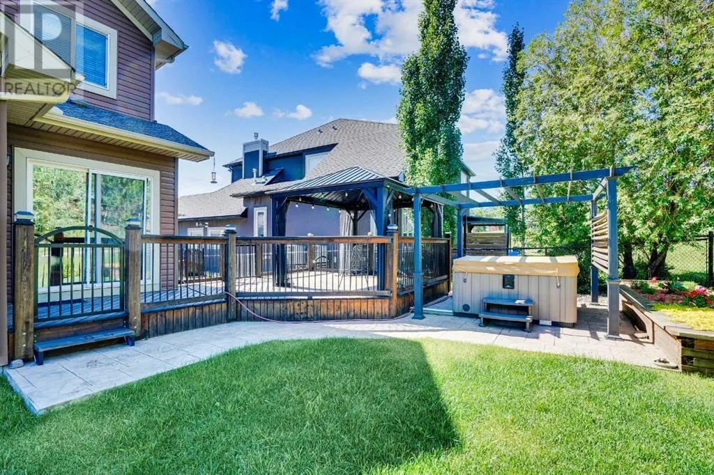 121 magenta Crescent