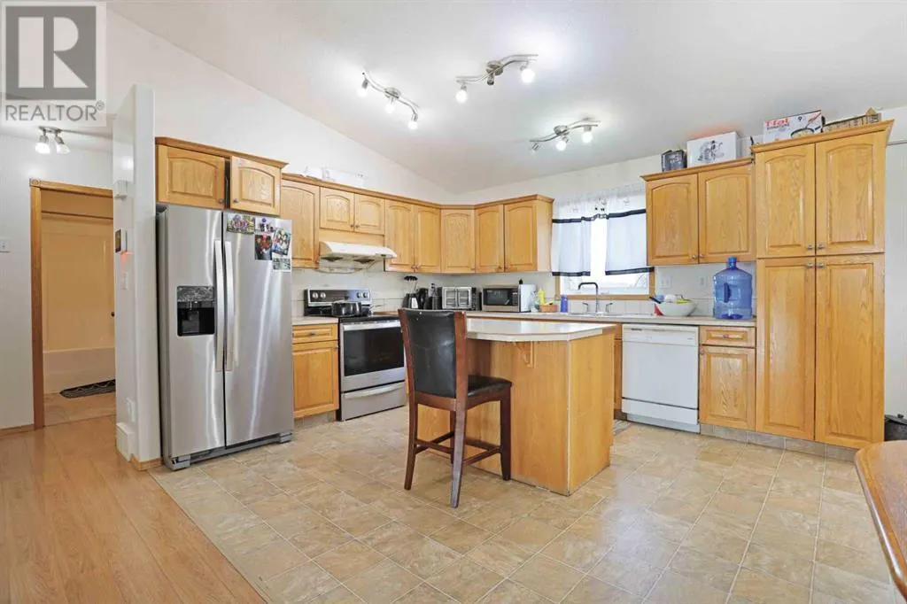 12 Upland Place W
