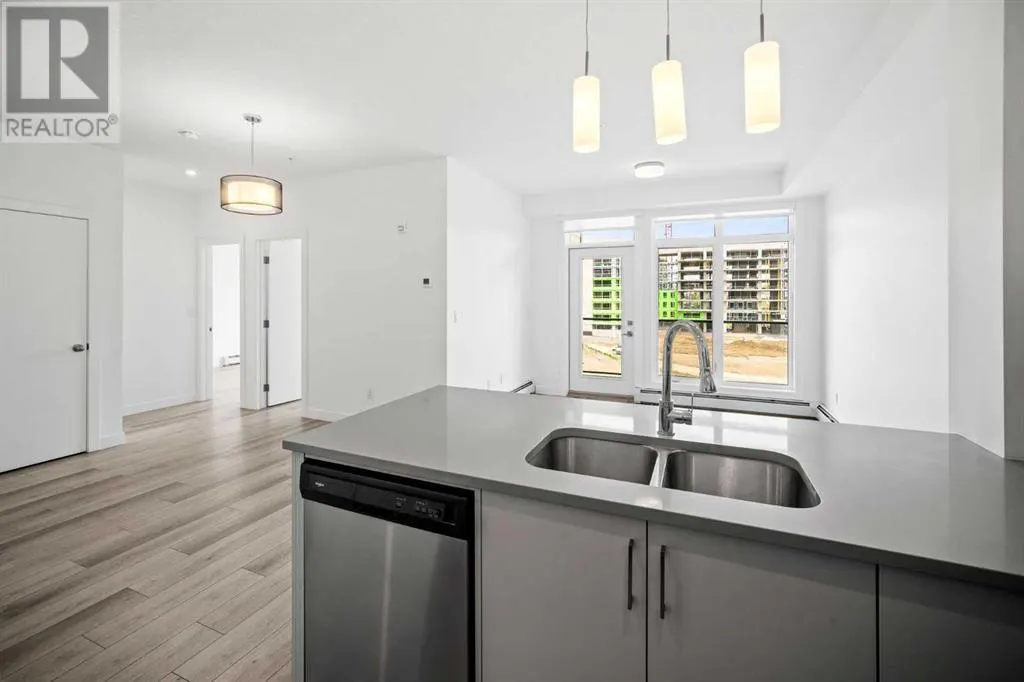 403, 205 Spring Creek Common SW