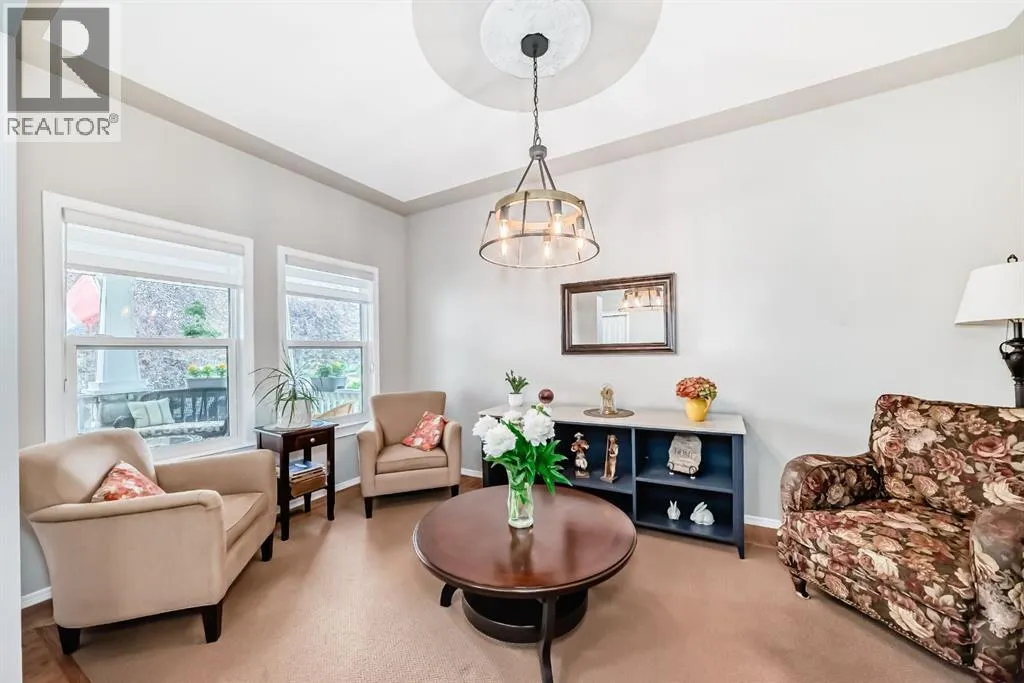 42 Inverness Close SE