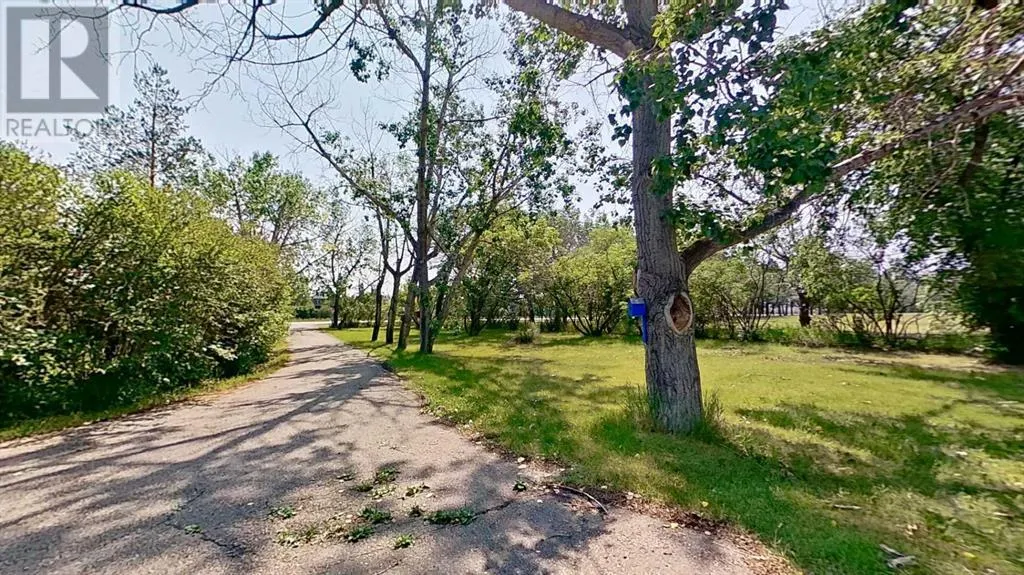 243039 Paradise Road