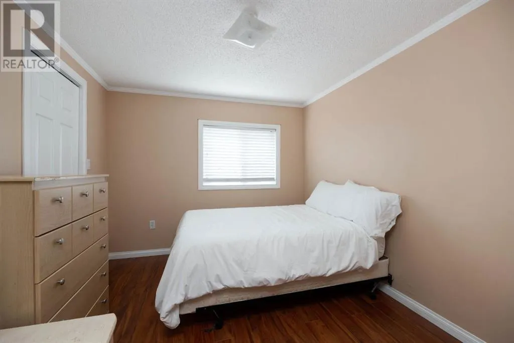 293 Grenfell Crescent