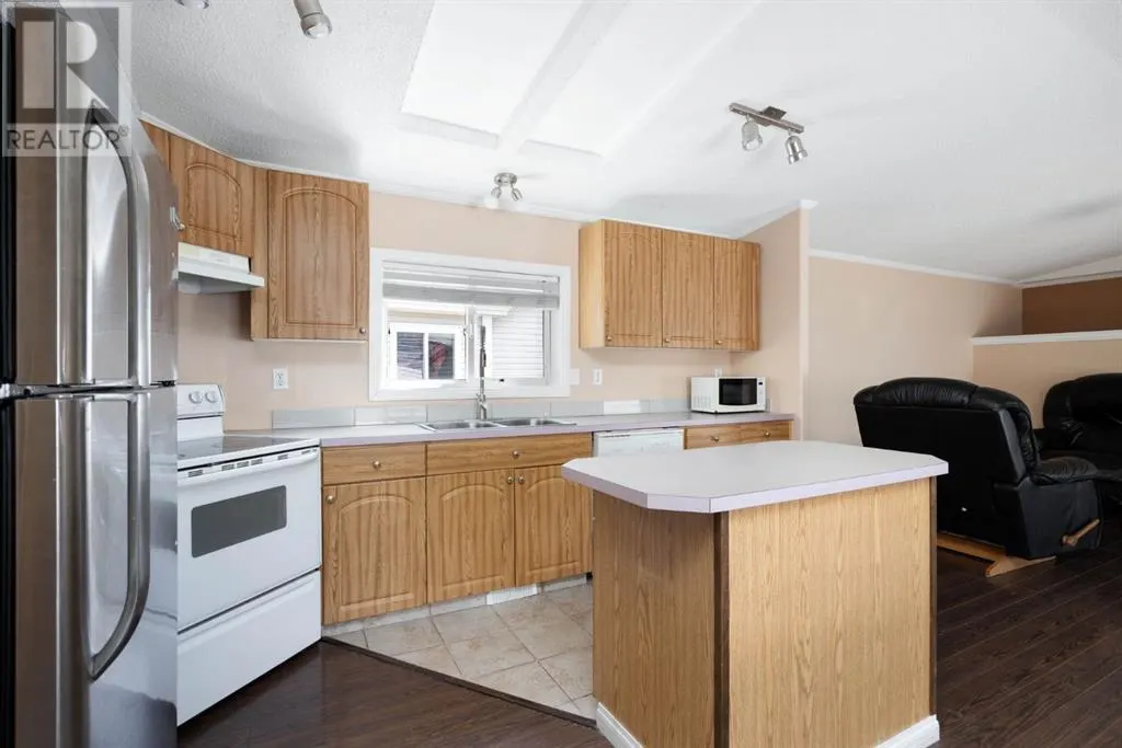 293 Grenfell Crescent
